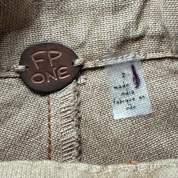 Free People One Penny tan high waisted pleated raw hem shorts womens 2 boho - Picture 4 of 10